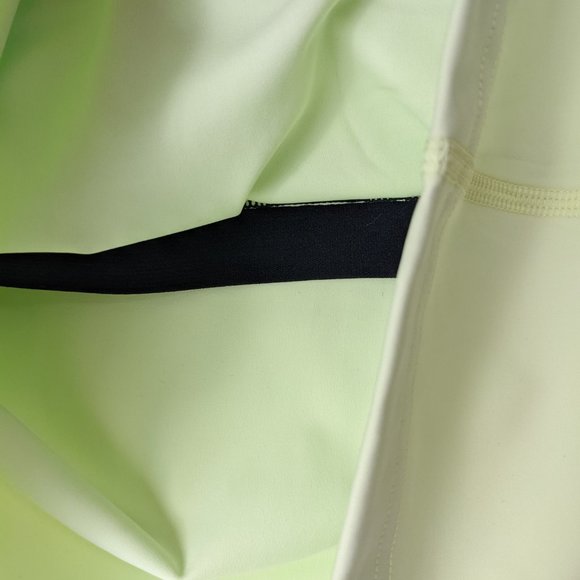 NWT Ten Tree Longline Workout Bra in Honeydew Sz M - Picture 3 of 4